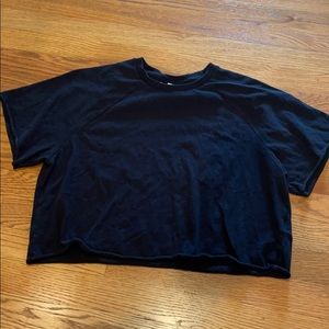 Basic cropped black top